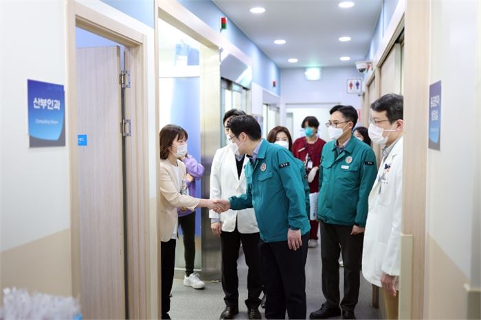 비상진료대책 점검 안양샘병원 방문