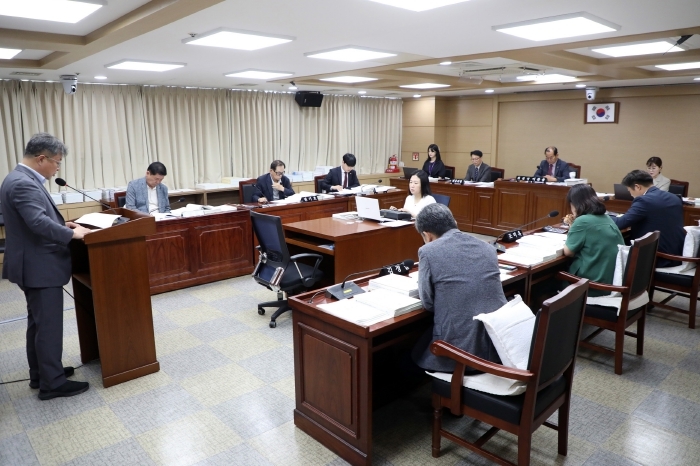 도시미래위원회 안건 심사