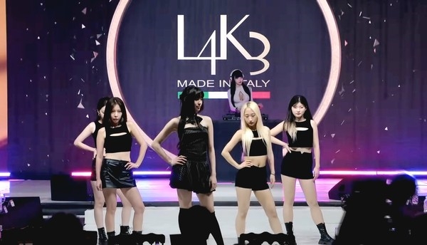 뉴엘(New L)의 멤버 울(Wool)이 포즈를 취하고 있다. [사진=아이스타엔터테인먼트 제공]